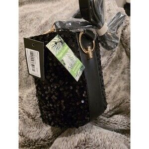 NWT SPARKLE Badgley Mischka Bucket Bag VEGAN